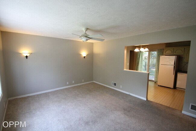 Building Photo - 3 br, 2 bath House - 3442 S. 88th St.