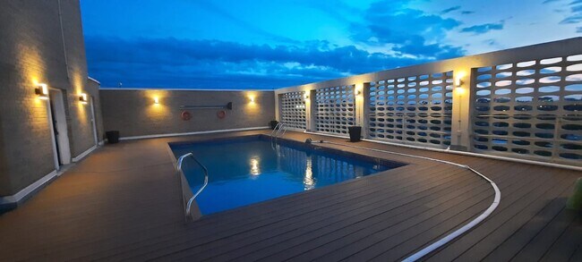 Photo du bâtiment - 1010 Cherrier