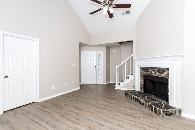 Foto del edificio - 517 N Fairfield Dr