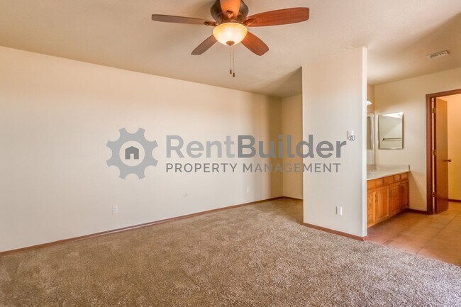 Foto del edificio - 2805 Palo Verde Dr NE
