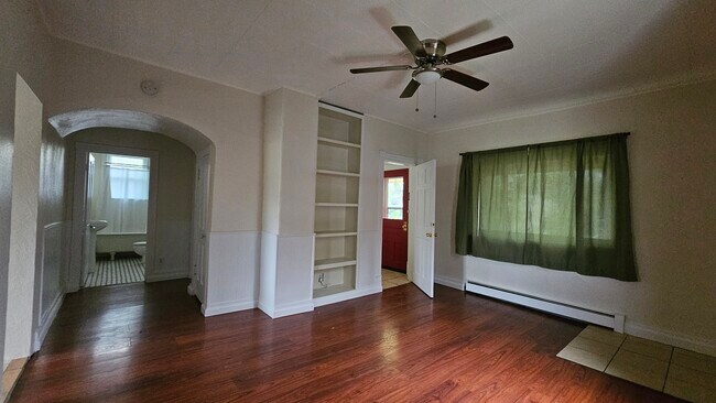 Building Photo - 1407 W Cucharras St