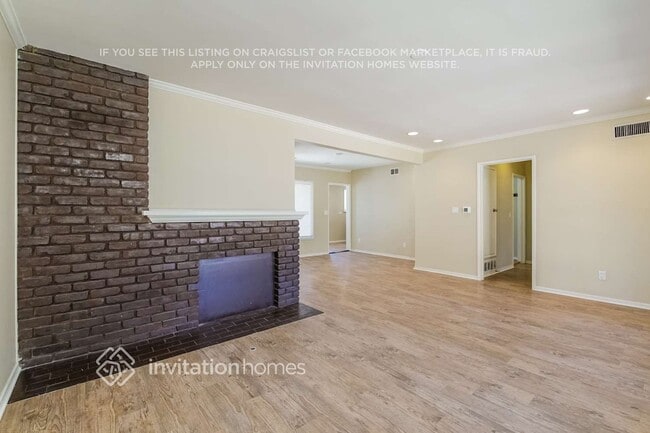 Foto del edificio - 19520 Haynes St