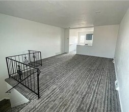 Building Photo - 832 S Waterleaf Pl