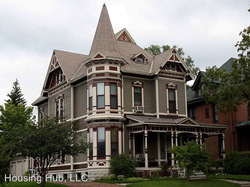 Primary Photo - 653 5th St E