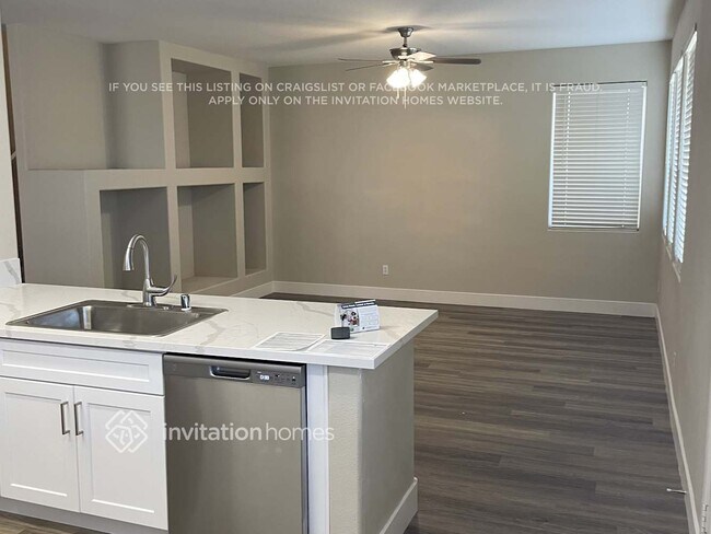 Foto del edificio - 7812 Picnic St