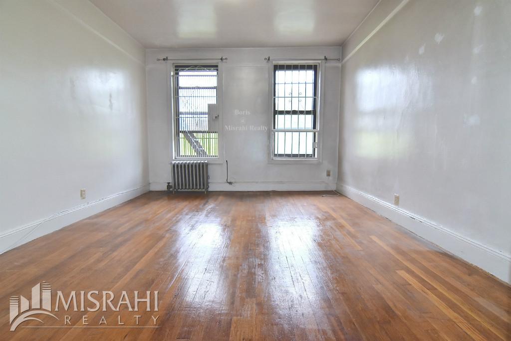Primary Photo - 125 Stanton St
