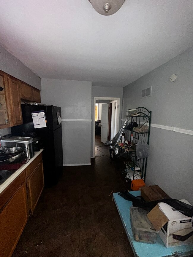 Building Photo - 1039 Gimblin St