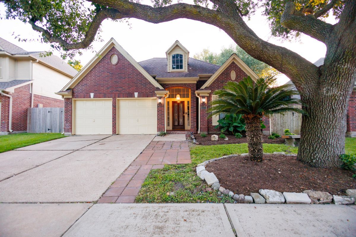 Primary Photo - 1131 Spinnaker Way
