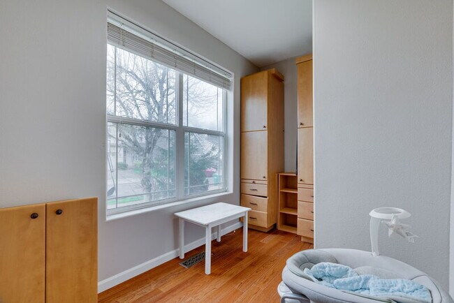 Foto del edificio - 16552 NE Pacific Terrace