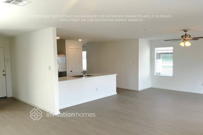 Building Photo - 1603 Hummock Steep