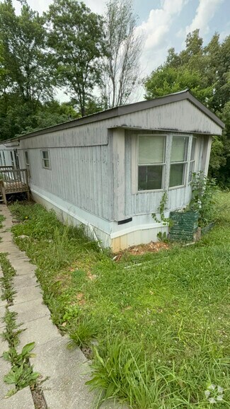 Building Photo - 170 Woodland Rd