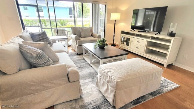 Foto del edificio - 802 10th Ave S