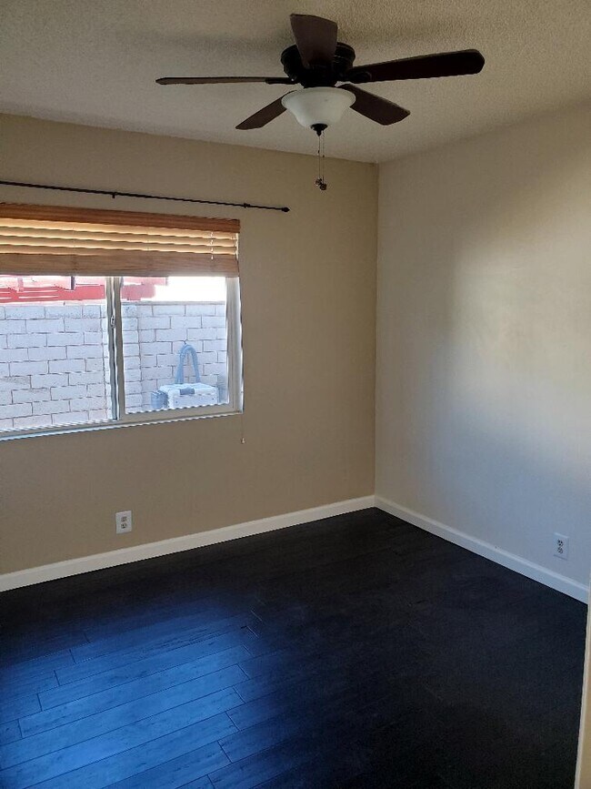 Building Photo - 1430 Clipperton Ave