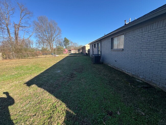 Foto del edificio - 1274 Parkrose Rd