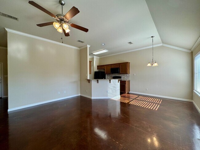 Foto del edificio - 3BR / 2BA Duplex in Hewitt, Texas | Midway ISD *Leasing Special Available*