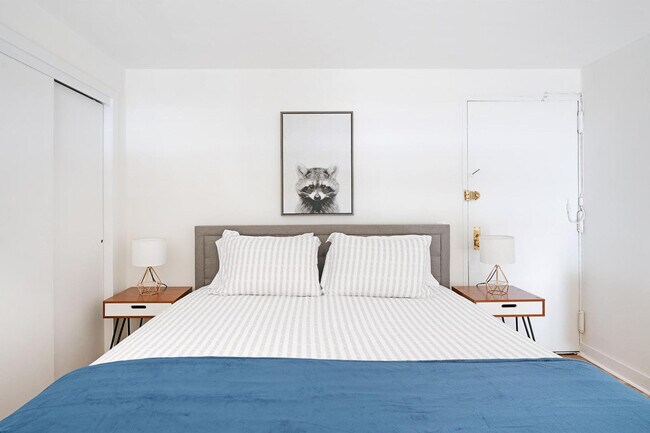 Foto del edificio - 123 E 54th St