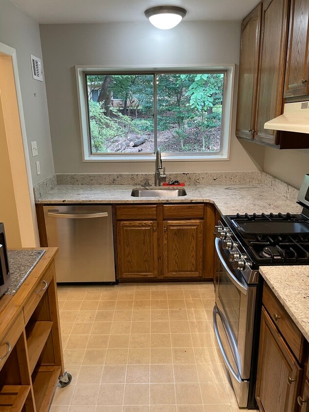 Photo - 10600 Montrose Ave (Bethesda, MD)