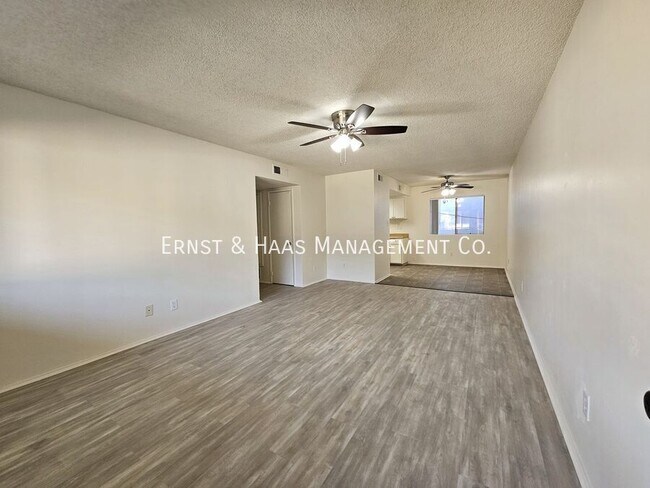 Building Photo - 282 Molino Ave