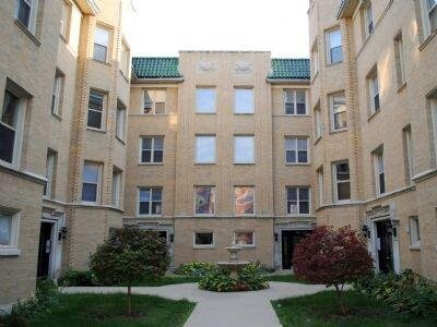 Building Photo - 1619 W Columbia Ave