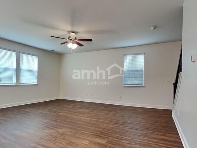 Foto del edificio - 137 Sweet Gum Dr