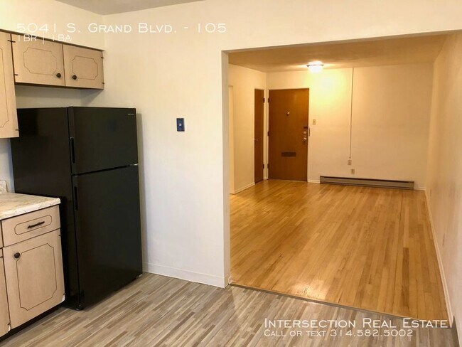 Building Photo - 5041 S Grand Blvd