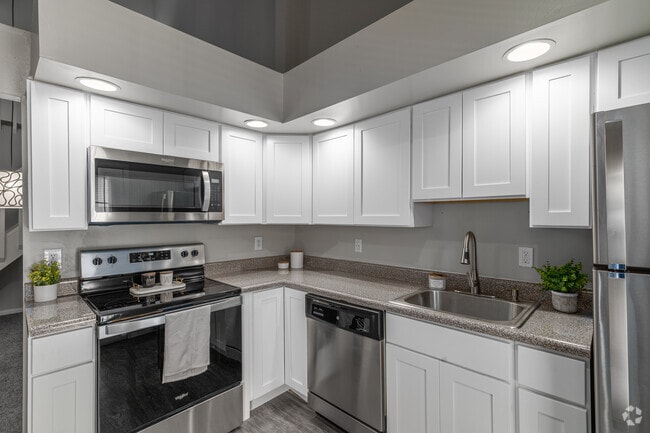 Apartments for Rent with a Dog Park in Concord Township Delaware