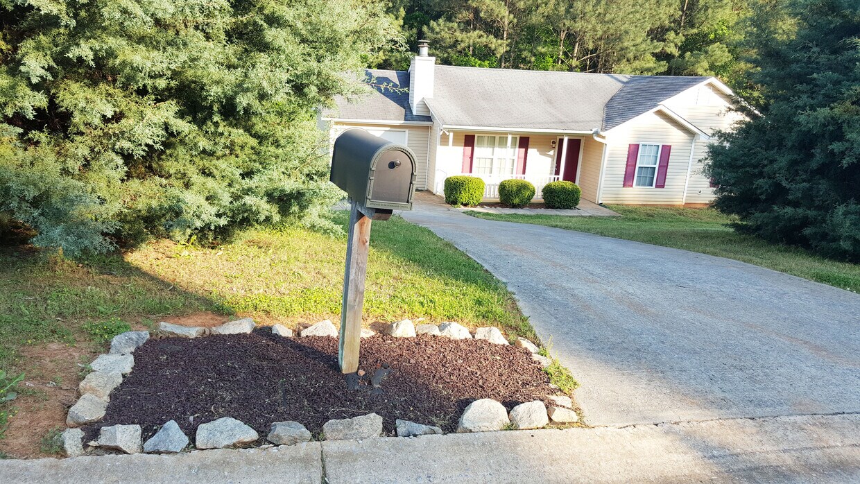 Foto principal - 466 Southern Trace Dr