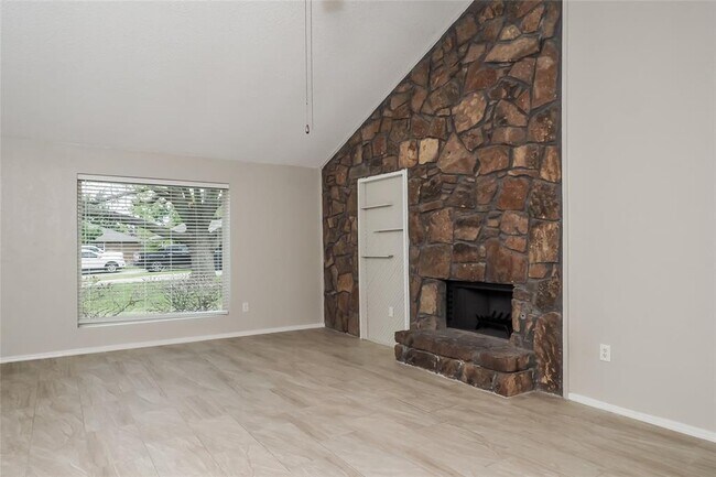 Foto del edificio - 11235 Davis Ct