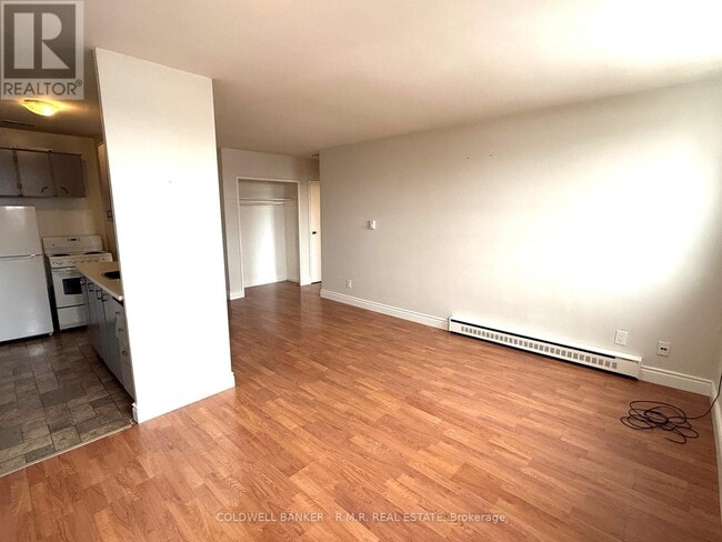 Building Photo - 357 Wilson Rd S