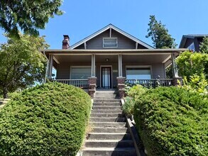 Building Photo - 8202 41st Ave SW