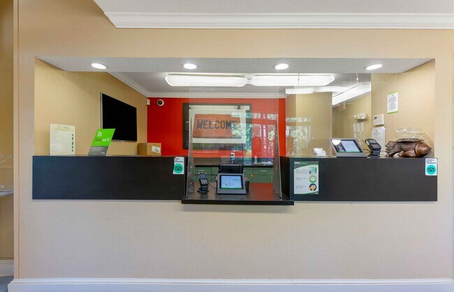 Building Photo - Furnished Studio-Washington, D.C. - Sterling - Dulles