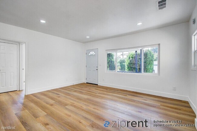 Building Photo - 3 br, 2 bath House - 1550 El Sereno Ave, P...