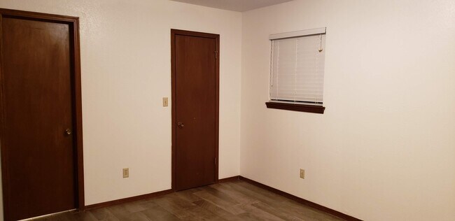 Vista del segundo dormitorio dos - 908 Acacia Cir