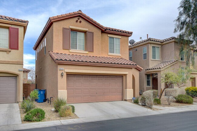 Building Photo - 10536 La Campana St