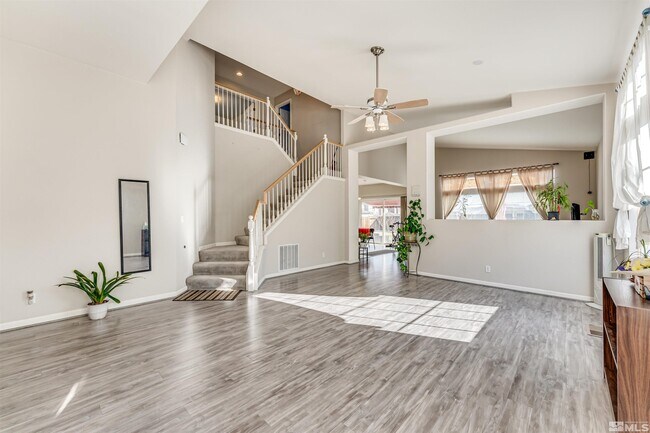 Building Photo - 9910 Rock River Dr