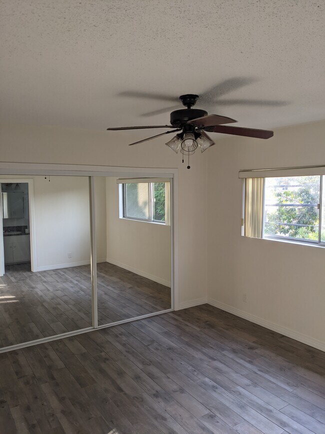 Habitación 1 - 1231 N Ogden Dr