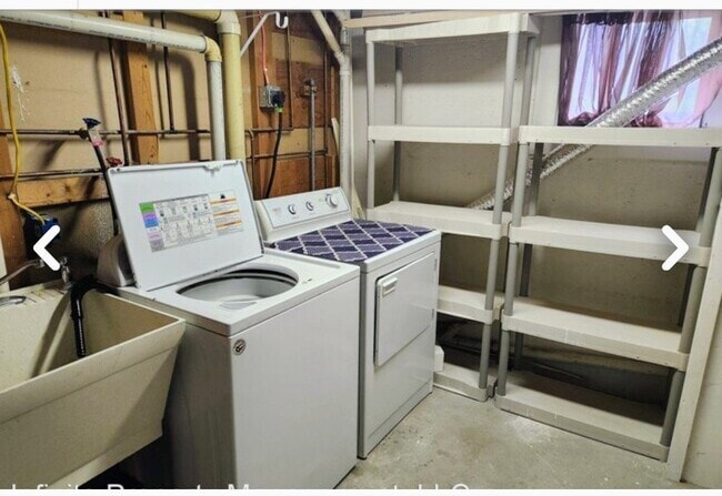 Foto del edificio - 512 E Cedar St