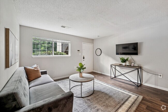 Building Photo - 2605 Kenridge Pkwy