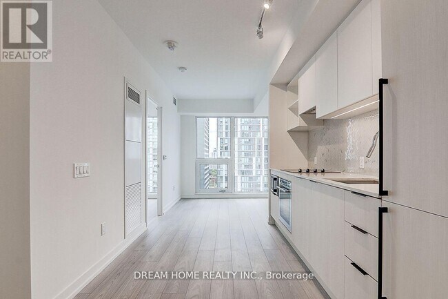 Building Photo - 82-2282 Dalhousie St