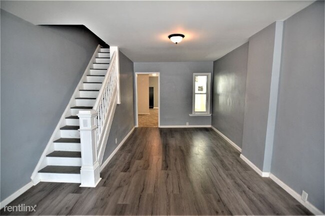 Foto del edificio - 4 br, 1 bath House - 322 Hanover Ave
