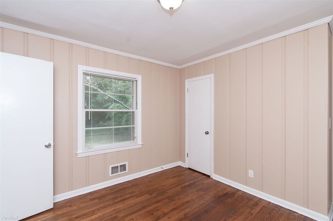 Foto del edificio - 3 br, 1 bath House - 2328 Bonner Road