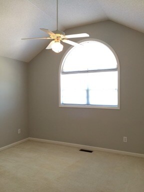 Fotografía del edificio - 628 Settlers Ln