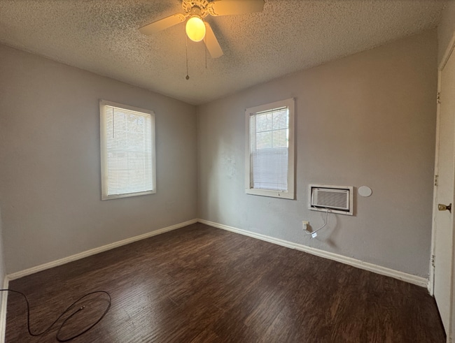 Building Photo - 1-Bedroom Home Close to Texas Tech!