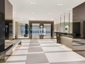 Building Photo - 5 AVENUE