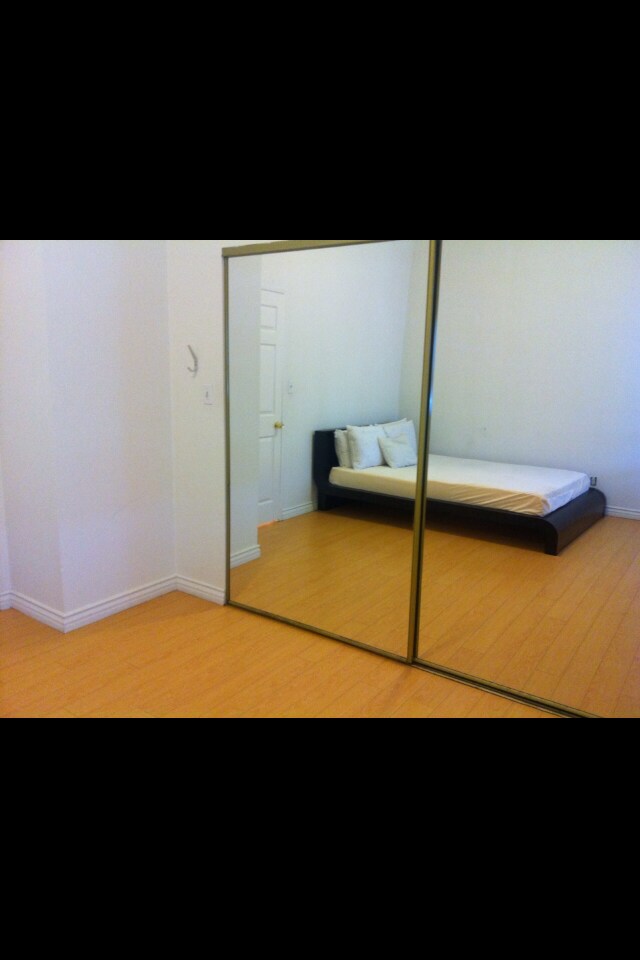 Large Master Bedroom - 3252 Dos Palos Dr