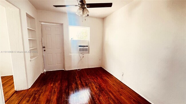 Foto del edificio - 1845 Bay Rd