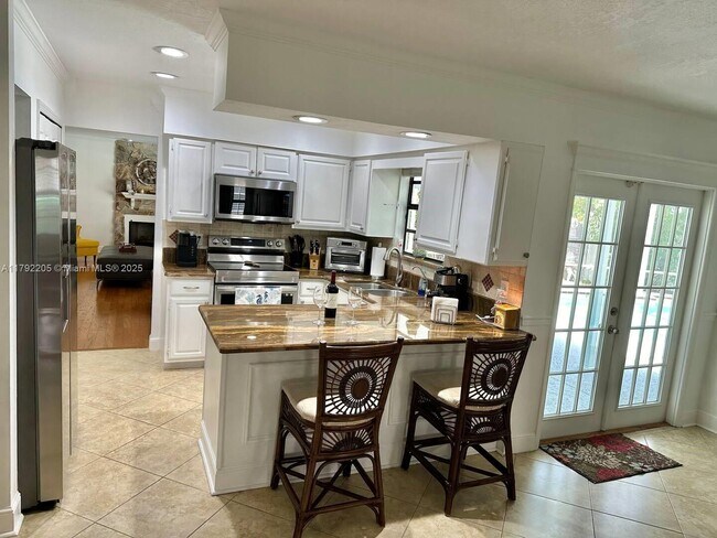 Photo - 2515 SE Petit Ln House