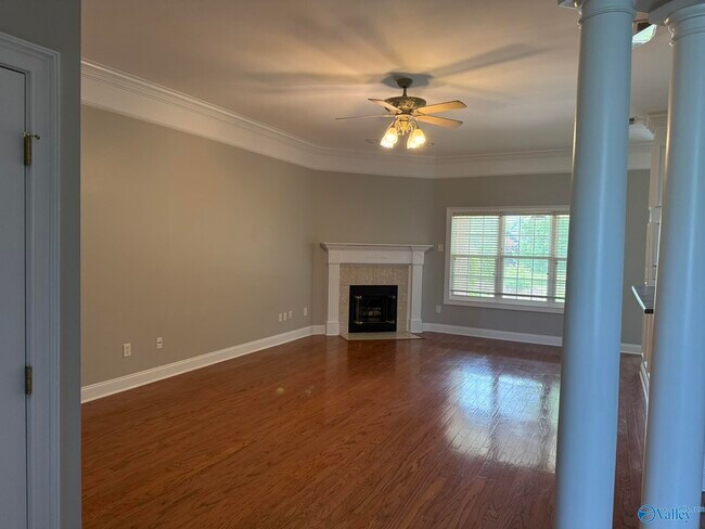 Foto del edificio - 16774 Mulberry Ln