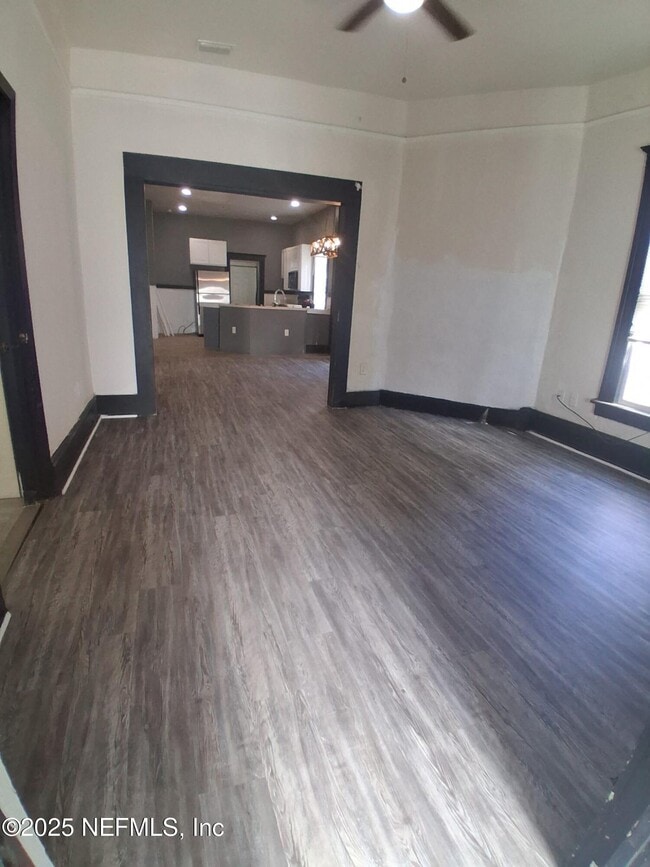 Building Photo - 2005 Morehouse Rd