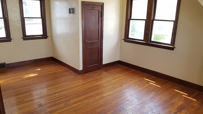Foto del edificio - 1 bedroom apartment on 2 floor